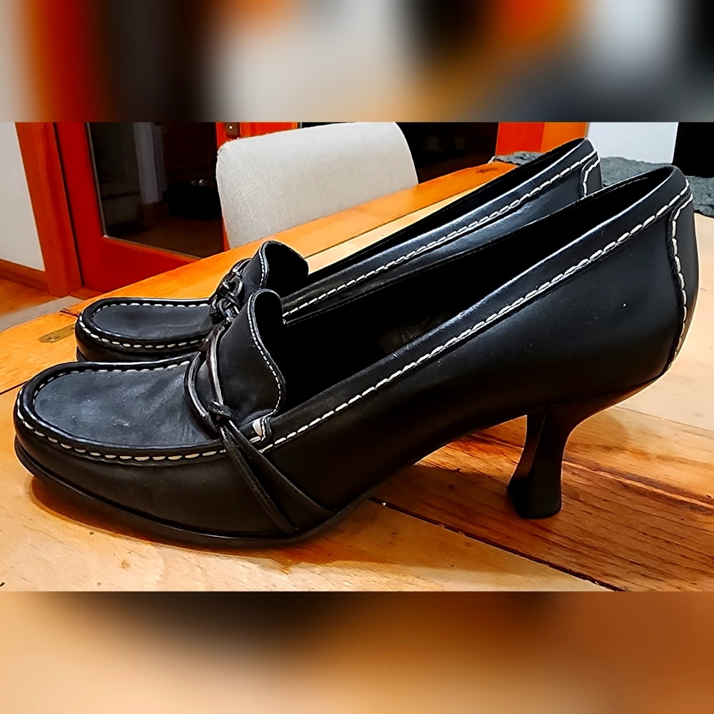 Franco Sarto black size 9 pump